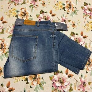 NWT! JUNAROSE Lightly Distressed Skinny Jeans Size 24